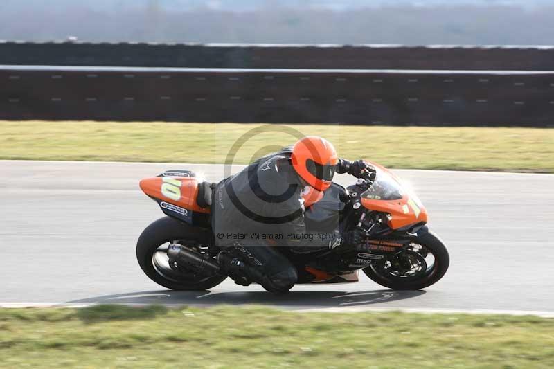 Motorcycle action photographs;Trackday digital images;event digital images;eventdigitalimages;no limits trackday;peter wileman photography;snetterton;snetterton circuit norfolk;snetterton photographs;trackday;trackday photos
