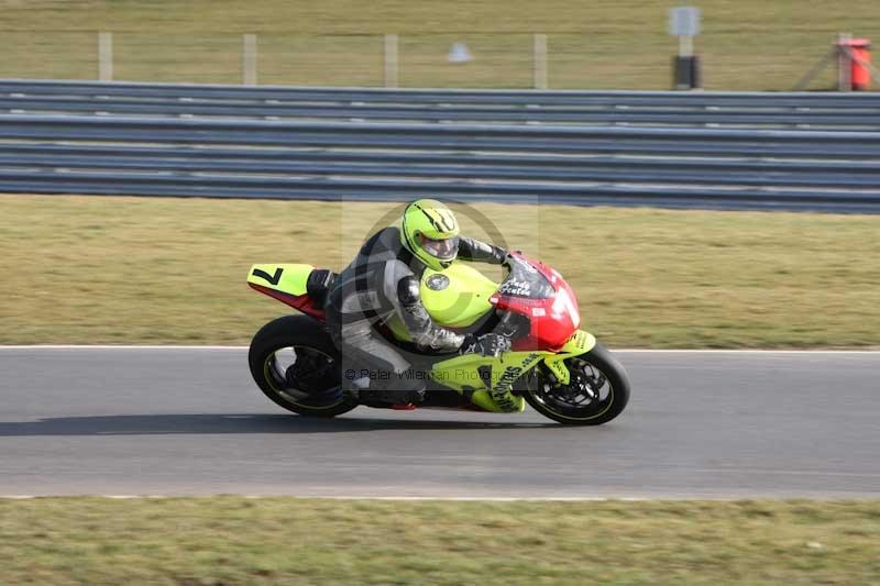 Motorcycle action photographs;Trackday digital images;event digital images;eventdigitalimages;no limits trackday;peter wileman photography;snetterton;snetterton circuit norfolk;snetterton photographs;trackday;trackday photos