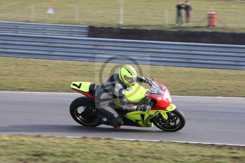 Motorcycle action photographs;Trackday digital images;event digital images;eventdigitalimages;no limits trackday;peter wileman photography;snetterton;snetterton circuit norfolk;snetterton photographs;trackday;trackday photos