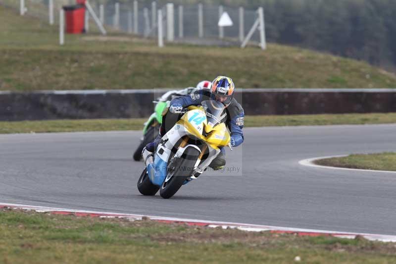Motorcycle action photographs;Trackday digital images;event digital images;eventdigitalimages;no limits trackday;peter wileman photography;snetterton;snetterton circuit norfolk;snetterton photographs;trackday;trackday photos