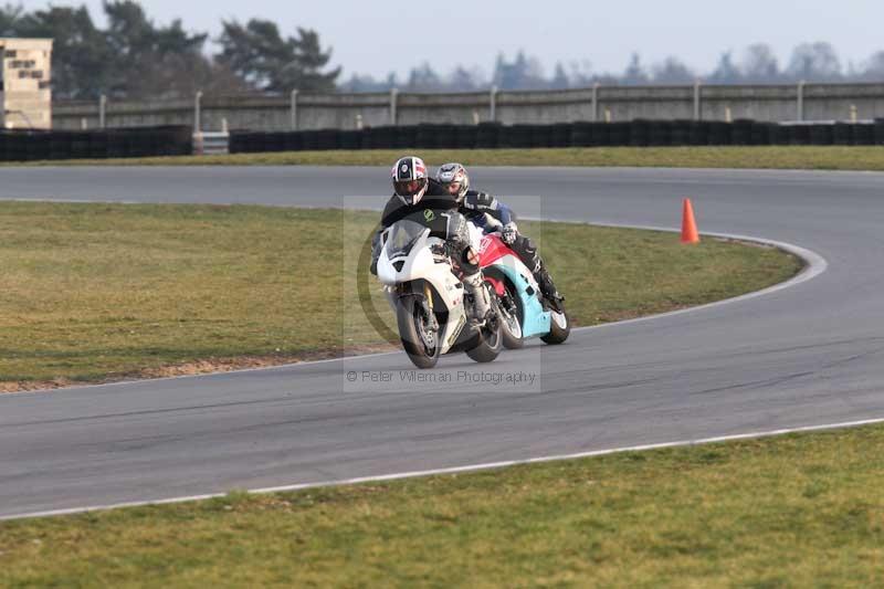 Motorcycle action photographs;Trackday digital images;event digital images;eventdigitalimages;no limits trackday;peter wileman photography;snetterton;snetterton circuit norfolk;snetterton photographs;trackday;trackday photos