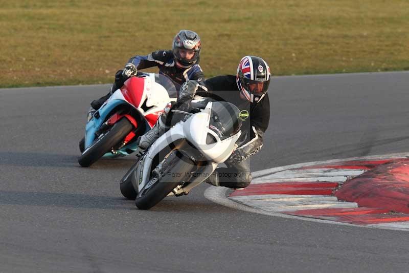 Motorcycle action photographs;Trackday digital images;event digital images;eventdigitalimages;no limits trackday;peter wileman photography;snetterton;snetterton circuit norfolk;snetterton photographs;trackday;trackday photos