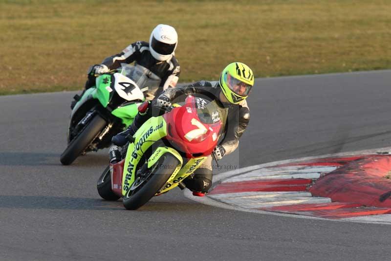 Motorcycle action photographs;Trackday digital images;event digital images;eventdigitalimages;no limits trackday;peter wileman photography;snetterton;snetterton circuit norfolk;snetterton photographs;trackday;trackday photos