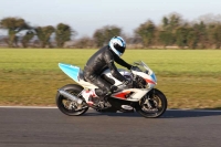Motorcycle-action-photographs;Trackday-digital-images;event-digital-images;eventdigitalimages;no-limits-trackday;peter-wileman-photography;snetterton;snetterton-circuit-norfolk;snetterton-photographs;trackday;trackday-photos