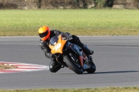 Motorcycle-action-photographs;Trackday-digital-images;event-digital-images;eventdigitalimages;no-limits-trackday;peter-wileman-photography;snetterton;snetterton-circuit-norfolk;snetterton-photographs;trackday;trackday-photos
