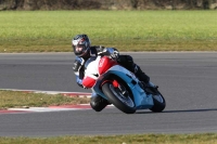 Motorcycle-action-photographs;Trackday-digital-images;event-digital-images;eventdigitalimages;no-limits-trackday;peter-wileman-photography;snetterton;snetterton-circuit-norfolk;snetterton-photographs;trackday;trackday-photos