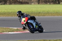 Motorcycle-action-photographs;Trackday-digital-images;event-digital-images;eventdigitalimages;no-limits-trackday;peter-wileman-photography;snetterton;snetterton-circuit-norfolk;snetterton-photographs;trackday;trackday-photos