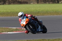 Motorcycle-action-photographs;Trackday-digital-images;event-digital-images;eventdigitalimages;no-limits-trackday;peter-wileman-photography;snetterton;snetterton-circuit-norfolk;snetterton-photographs;trackday;trackday-photos