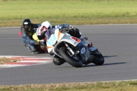 Motorcycle-action-photographs;Trackday-digital-images;event-digital-images;eventdigitalimages;no-limits-trackday;peter-wileman-photography;snetterton;snetterton-circuit-norfolk;snetterton-photographs;trackday;trackday-photos