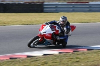 Motorcycle-action-photographs;Trackday-digital-images;event-digital-images;eventdigitalimages;no-limits-trackday;peter-wileman-photography;snetterton;snetterton-circuit-norfolk;snetterton-photographs;trackday;trackday-photos