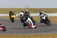 Motorcycle-action-photographs;Trackday-digital-images;event-digital-images;eventdigitalimages;no-limits-trackday;peter-wileman-photography;snetterton;snetterton-circuit-norfolk;snetterton-photographs;trackday;trackday-photos