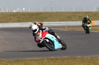 Motorcycle-action-photographs;Trackday-digital-images;event-digital-images;eventdigitalimages;no-limits-trackday;peter-wileman-photography;snetterton;snetterton-circuit-norfolk;snetterton-photographs;trackday;trackday-photos