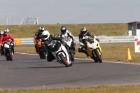 Motorcycle-action-photographs;Trackday-digital-images;event-digital-images;eventdigitalimages;no-limits-trackday;peter-wileman-photography;snetterton;snetterton-circuit-norfolk;snetterton-photographs;trackday;trackday-photos