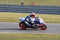 Motorcycle-action-photographs;Trackday-digital-images;event-digital-images;eventdigitalimages;no-limits-trackday;peter-wileman-photography;snetterton;snetterton-circuit-norfolk;snetterton-photographs;trackday;trackday-photos