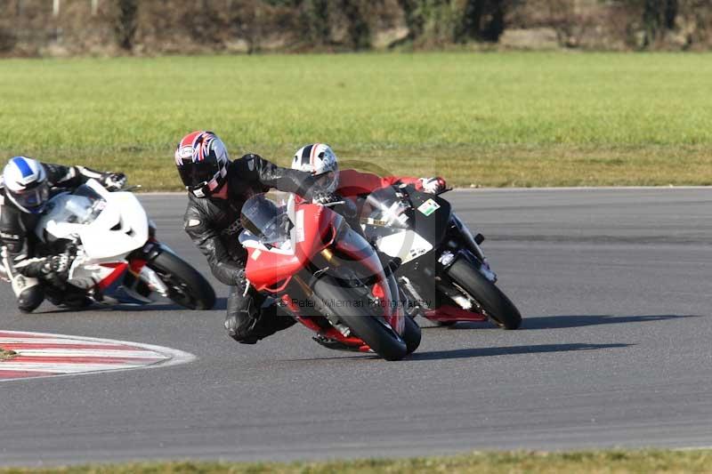 Motorcycle action photographs;Trackday digital images;event digital images;eventdigitalimages;no limits trackday;peter wileman photography;snetterton;snetterton circuit norfolk;snetterton photographs;trackday;trackday photos