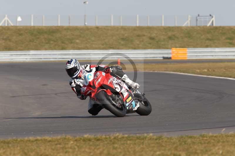 Motorcycle action photographs;Trackday digital images;event digital images;eventdigitalimages;no limits trackday;peter wileman photography;snetterton;snetterton circuit norfolk;snetterton photographs;trackday;trackday photos