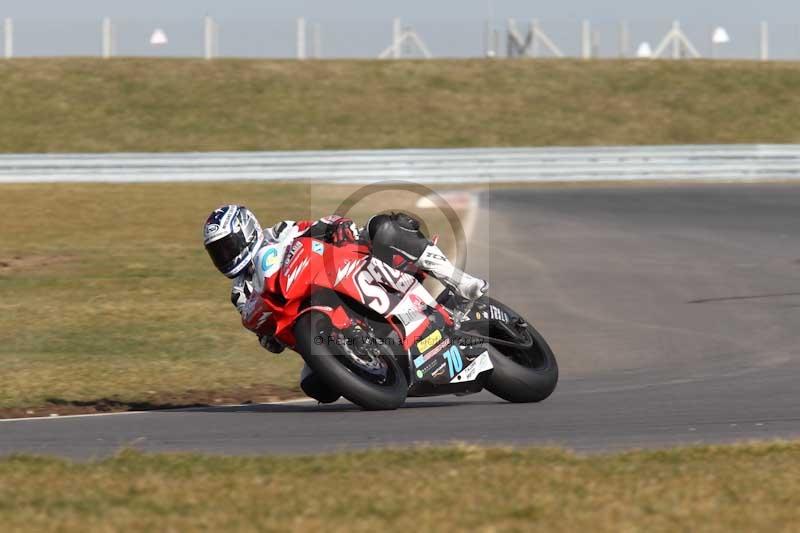 Motorcycle action photographs;Trackday digital images;event digital images;eventdigitalimages;no limits trackday;peter wileman photography;snetterton;snetterton circuit norfolk;snetterton photographs;trackday;trackday photos