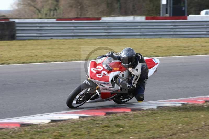 Motorcycle action photographs;Trackday digital images;event digital images;eventdigitalimages;no limits trackday;peter wileman photography;snetterton;snetterton circuit norfolk;snetterton photographs;trackday;trackday photos