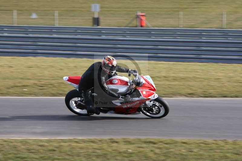 Motorcycle action photographs;Trackday digital images;event digital images;eventdigitalimages;no limits trackday;peter wileman photography;snetterton;snetterton circuit norfolk;snetterton photographs;trackday;trackday photos