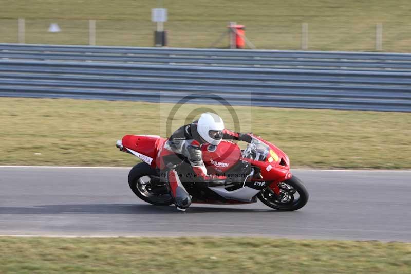 Motorcycle action photographs;Trackday digital images;event digital images;eventdigitalimages;no limits trackday;peter wileman photography;snetterton;snetterton circuit norfolk;snetterton photographs;trackday;trackday photos