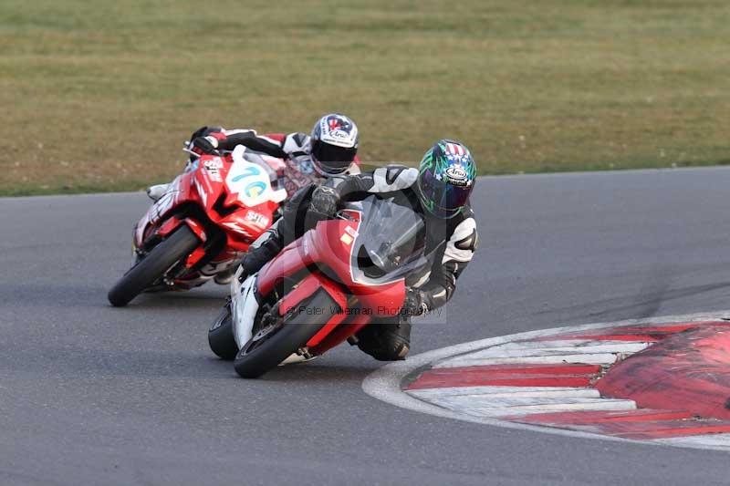 Motorcycle action photographs;Trackday digital images;event digital images;eventdigitalimages;no limits trackday;peter wileman photography;snetterton;snetterton circuit norfolk;snetterton photographs;trackday;trackday photos