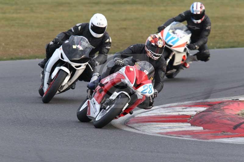 Motorcycle action photographs;Trackday digital images;event digital images;eventdigitalimages;no limits trackday;peter wileman photography;snetterton;snetterton circuit norfolk;snetterton photographs;trackday;trackday photos