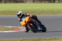 Motorcycle-action-photographs;Trackday-digital-images;event-digital-images;eventdigitalimages;no-limits-trackday;peter-wileman-photography;snetterton;snetterton-circuit-norfolk;snetterton-photographs;trackday;trackday-photos