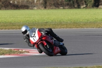 Motorcycle-action-photographs;Trackday-digital-images;event-digital-images;eventdigitalimages;no-limits-trackday;peter-wileman-photography;snetterton;snetterton-circuit-norfolk;snetterton-photographs;trackday;trackday-photos