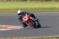 Motorcycle-action-photographs;Trackday-digital-images;event-digital-images;eventdigitalimages;no-limits-trackday;peter-wileman-photography;snetterton;snetterton-circuit-norfolk;snetterton-photographs;trackday;trackday-photos