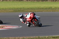 Motorcycle-action-photographs;Trackday-digital-images;event-digital-images;eventdigitalimages;no-limits-trackday;peter-wileman-photography;snetterton;snetterton-circuit-norfolk;snetterton-photographs;trackday;trackday-photos