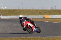 Motorcycle-action-photographs;Trackday-digital-images;event-digital-images;eventdigitalimages;no-limits-trackday;peter-wileman-photography;snetterton;snetterton-circuit-norfolk;snetterton-photographs;trackday;trackday-photos