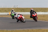 Motorcycle-action-photographs;Trackday-digital-images;event-digital-images;eventdigitalimages;no-limits-trackday;peter-wileman-photography;snetterton;snetterton-circuit-norfolk;snetterton-photographs;trackday;trackday-photos