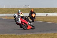 Motorcycle-action-photographs;Trackday-digital-images;event-digital-images;eventdigitalimages;no-limits-trackday;peter-wileman-photography;snetterton;snetterton-circuit-norfolk;snetterton-photographs;trackday;trackday-photos