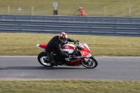 Motorcycle-action-photographs;Trackday-digital-images;event-digital-images;eventdigitalimages;no-limits-trackday;peter-wileman-photography;snetterton;snetterton-circuit-norfolk;snetterton-photographs;trackday;trackday-photos