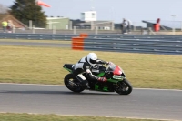 Motorcycle-action-photographs;Trackday-digital-images;event-digital-images;eventdigitalimages;no-limits-trackday;peter-wileman-photography;snetterton;snetterton-circuit-norfolk;snetterton-photographs;trackday;trackday-photos