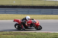 Motorcycle-action-photographs;Trackday-digital-images;event-digital-images;eventdigitalimages;no-limits-trackday;peter-wileman-photography;snetterton;snetterton-circuit-norfolk;snetterton-photographs;trackday;trackday-photos