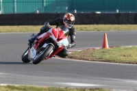 Motorcycle-action-photographs;Trackday-digital-images;event-digital-images;eventdigitalimages;no-limits-trackday;peter-wileman-photography;snetterton;snetterton-circuit-norfolk;snetterton-photographs;trackday;trackday-photos