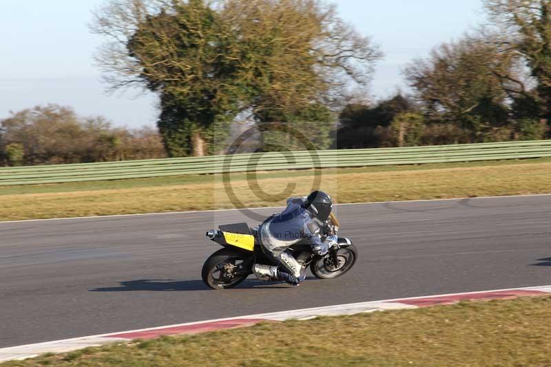 Motorcycle action photographs;Trackday digital images;event digital images;eventdigitalimages;no limits trackday;peter wileman photography;snetterton;snetterton circuit norfolk;snetterton photographs;trackday;trackday photos