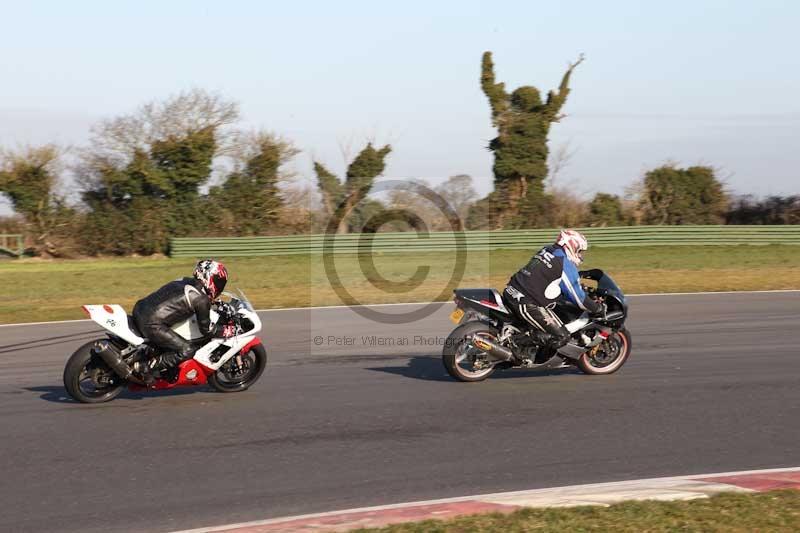 Motorcycle action photographs;Trackday digital images;event digital images;eventdigitalimages;no limits trackday;peter wileman photography;snetterton;snetterton circuit norfolk;snetterton photographs;trackday;trackday photos