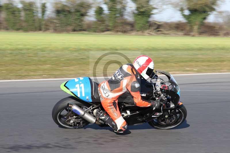 Motorcycle action photographs;Trackday digital images;event digital images;eventdigitalimages;no limits trackday;peter wileman photography;snetterton;snetterton circuit norfolk;snetterton photographs;trackday;trackday photos
