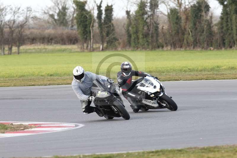 Motorcycle action photographs;Trackday digital images;event digital images;eventdigitalimages;no limits trackday;peter wileman photography;snetterton;snetterton circuit norfolk;snetterton photographs;trackday;trackday photos