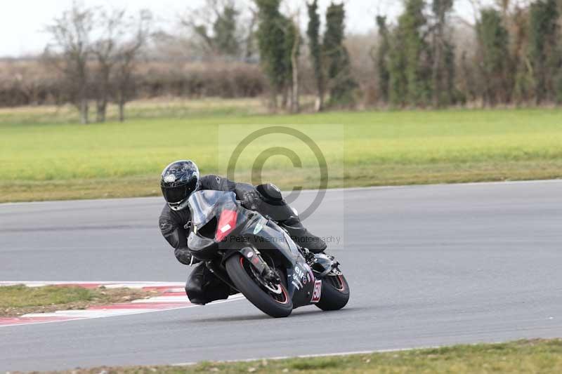 Motorcycle action photographs;Trackday digital images;event digital images;eventdigitalimages;no limits trackday;peter wileman photography;snetterton;snetterton circuit norfolk;snetterton photographs;trackday;trackday photos