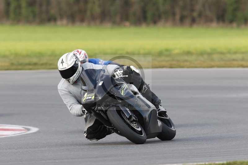 Motorcycle action photographs;Trackday digital images;event digital images;eventdigitalimages;no limits trackday;peter wileman photography;snetterton;snetterton circuit norfolk;snetterton photographs;trackday;trackday photos