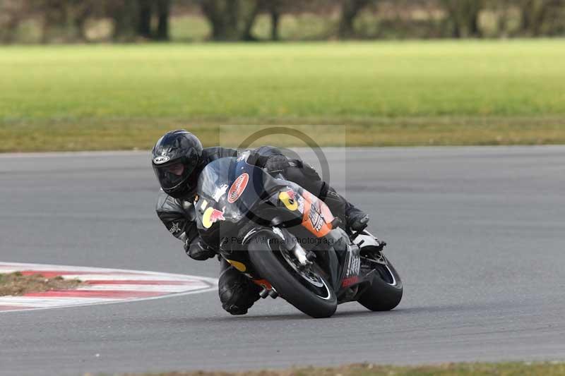 Motorcycle action photographs;Trackday digital images;event digital images;eventdigitalimages;no limits trackday;peter wileman photography;snetterton;snetterton circuit norfolk;snetterton photographs;trackday;trackday photos