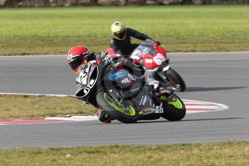 Motorcycle action photographs;Trackday digital images;event digital images;eventdigitalimages;no limits trackday;peter wileman photography;snetterton;snetterton circuit norfolk;snetterton photographs;trackday;trackday photos