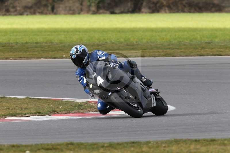 Motorcycle action photographs;Trackday digital images;event digital images;eventdigitalimages;no limits trackday;peter wileman photography;snetterton;snetterton circuit norfolk;snetterton photographs;trackday;trackday photos