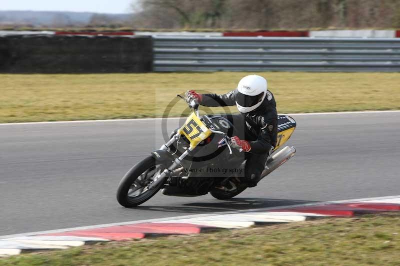 Motorcycle action photographs;Trackday digital images;event digital images;eventdigitalimages;no limits trackday;peter wileman photography;snetterton;snetterton circuit norfolk;snetterton photographs;trackday;trackday photos