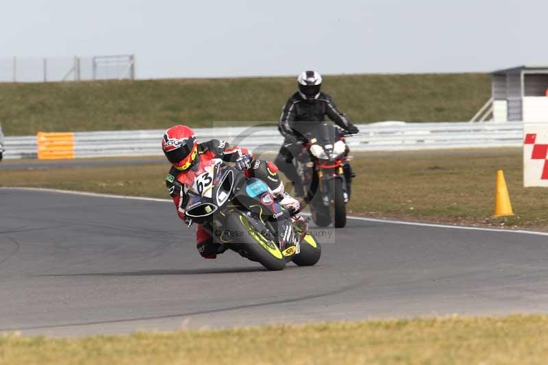 Motorcycle action photographs;Trackday digital images;event digital images;eventdigitalimages;no limits trackday;peter wileman photography;snetterton;snetterton circuit norfolk;snetterton photographs;trackday;trackday photos
