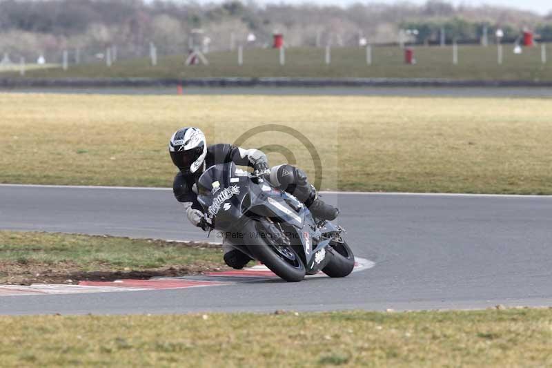 Motorcycle action photographs;Trackday digital images;event digital images;eventdigitalimages;no limits trackday;peter wileman photography;snetterton;snetterton circuit norfolk;snetterton photographs;trackday;trackday photos