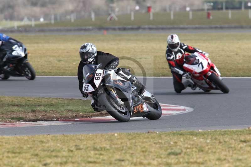 Motorcycle action photographs;Trackday digital images;event digital images;eventdigitalimages;no limits trackday;peter wileman photography;snetterton;snetterton circuit norfolk;snetterton photographs;trackday;trackday photos
